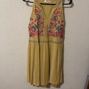 Andree by UNIT Mustard Yellow Embroidered Floral V Neck Sleeveless Dress Size Md